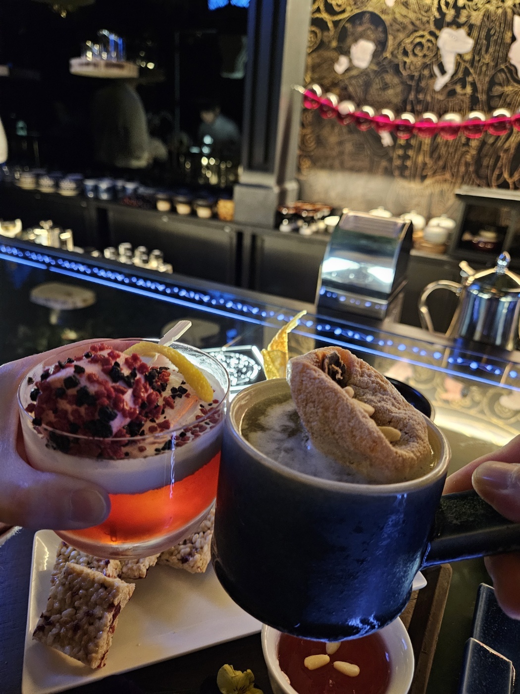 주신당 돼지 호랑이 칵테일