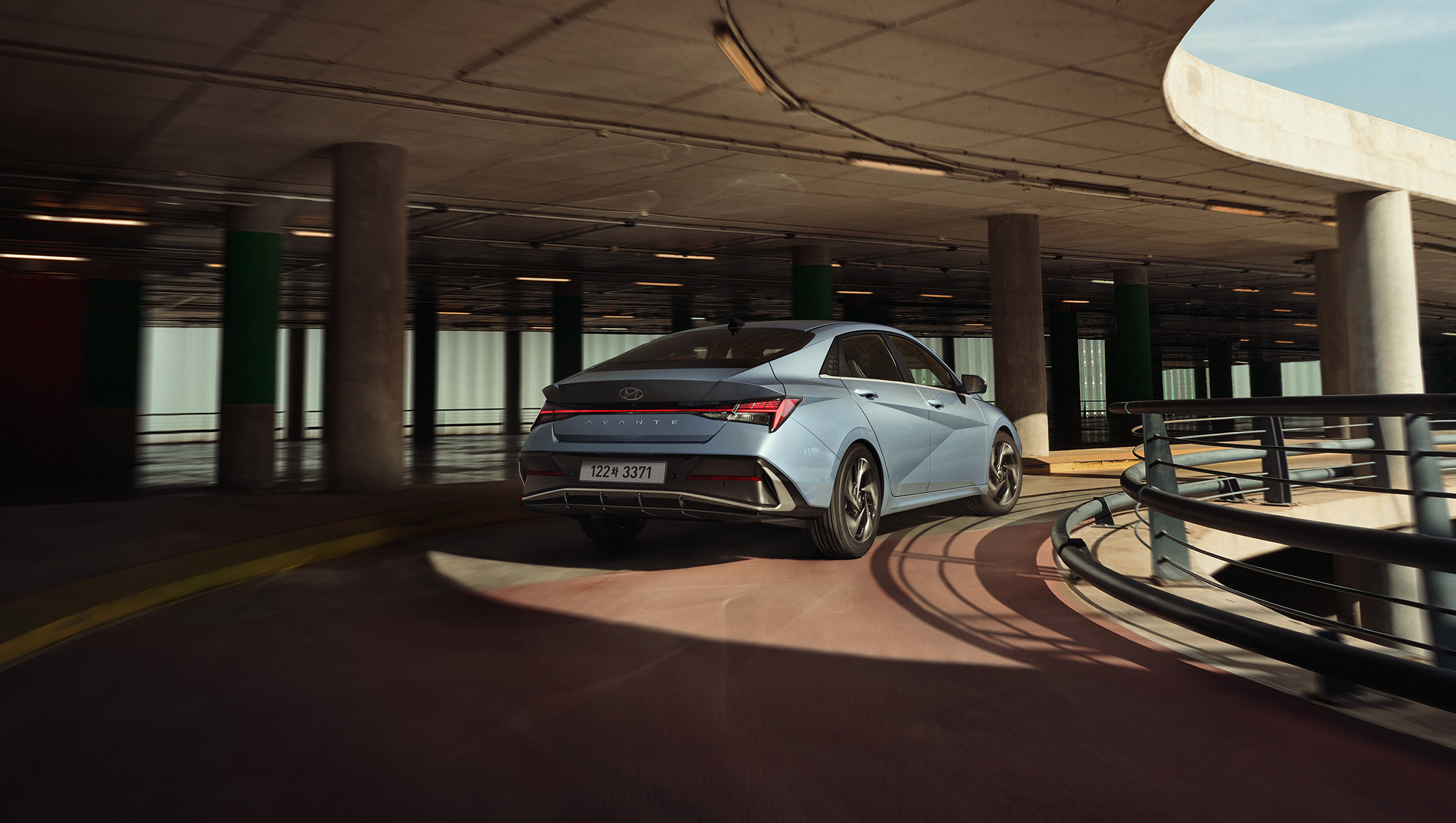 아반떼 코너링 주행