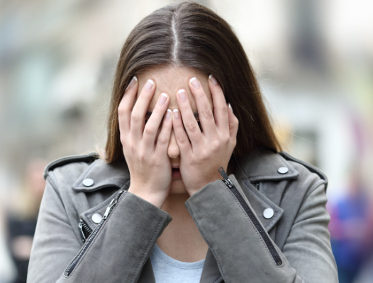 공황장애를 겪는모습