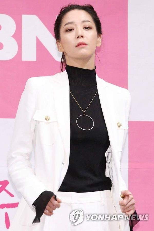 한고은 나이 프로필 남편 신영수 무지외반증 근황 및 다이어트 식단 총정리