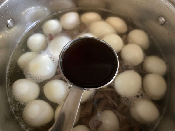 소고기장조림 맛있게 하는법 - 중간장과 진간장으로 간하기