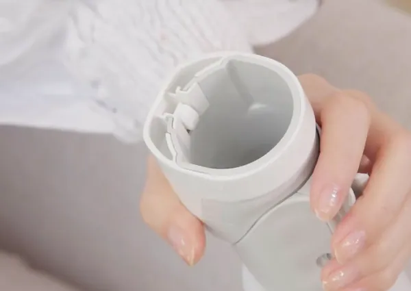 깨진 유리 버리기 깨진 유리컵 치우기