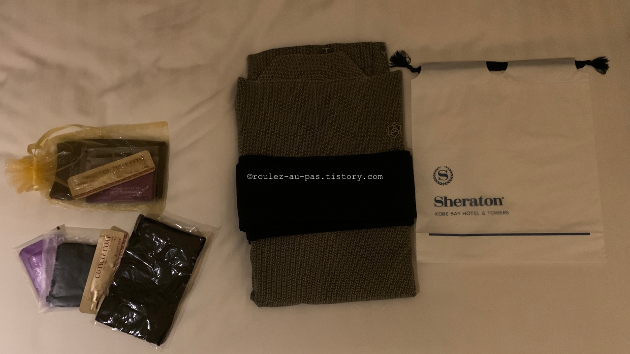 JAPAN-HOTEL-KOBE BAY SHERATON-HOT SPRING SUPPLIES