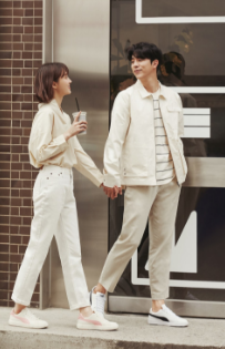 2025년 MZ 커플 출근룩