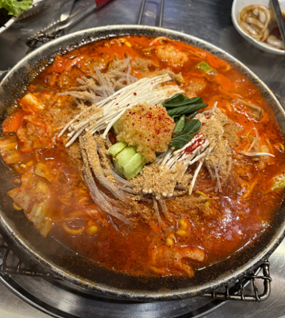 부산 블루리본 맛집 BEST 8 – 검증된 진짜 식당만 정리!