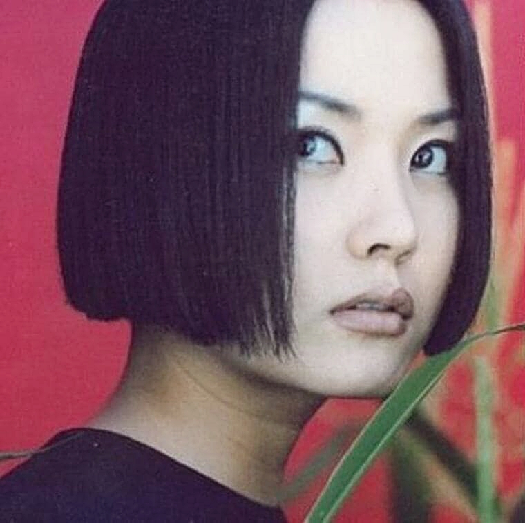 가수-겸-배우-엄정화