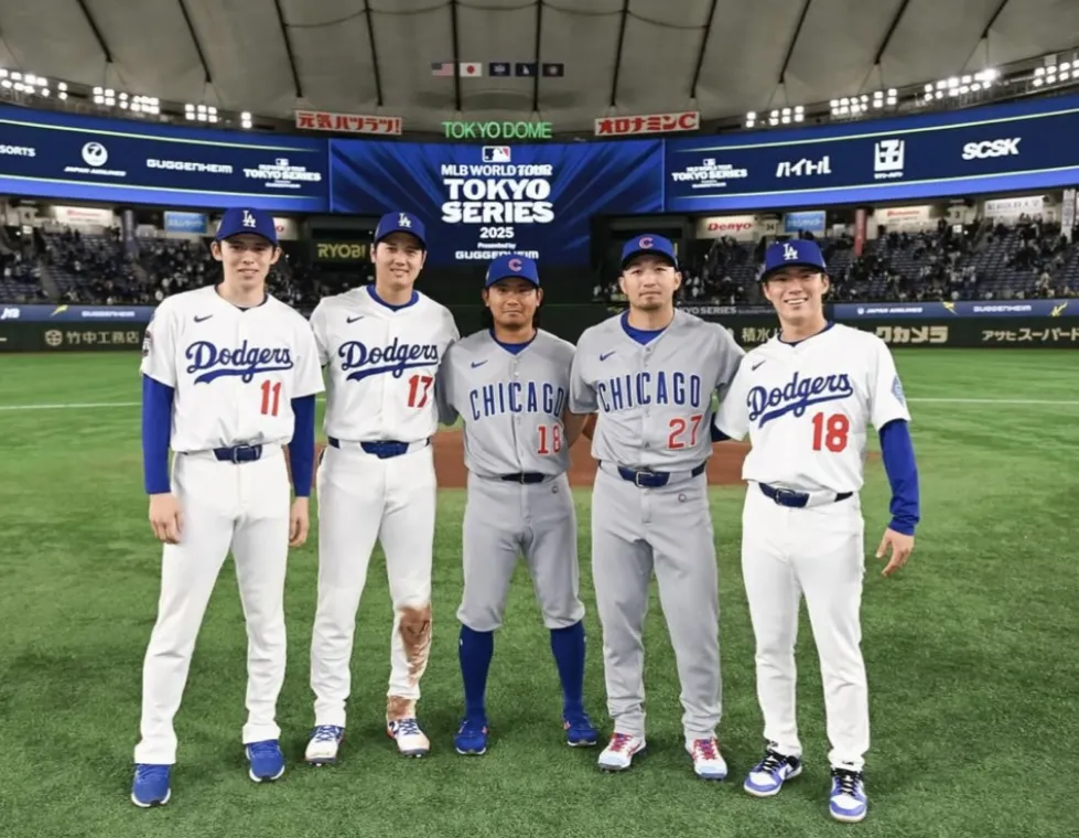 손흥민, 손흥민 시구, 손흥민 오타니, 오타니 쇼헤이, LA 다저스, 손흥민 LA 다저스 시구, LA 다저스 손흥민, 손흥민 시구 영상, 손흥민 LAFC, 손흥민 미국 이적, 손흥민 LAFC 미국 이적, 오타니 쇼헤이 손흥민, 다저스타디움 시구 일정, 손흥민 시구 날짜, 손흥민 다저스 유니폼, 김혜성 손흥민 미국, 손흥민 LAFC 유니폼, 손흥민 굿즈, 손흥민 MLS 인기, 손흥민 유니폼 판매, 손흥민 미국 활동, 손흥민 이적, 손흥민 LA 데뷔, 손흥민 오타니 만남