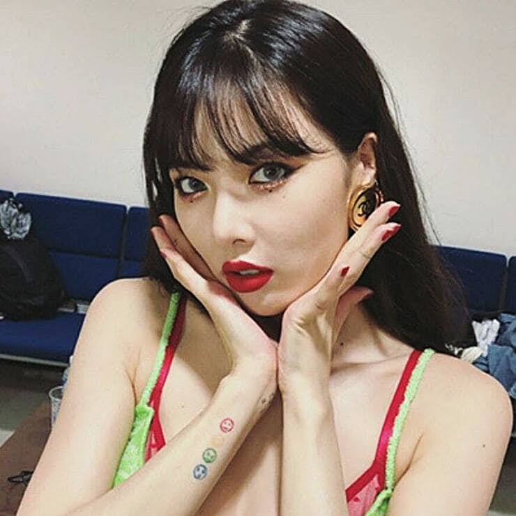 가수-현아