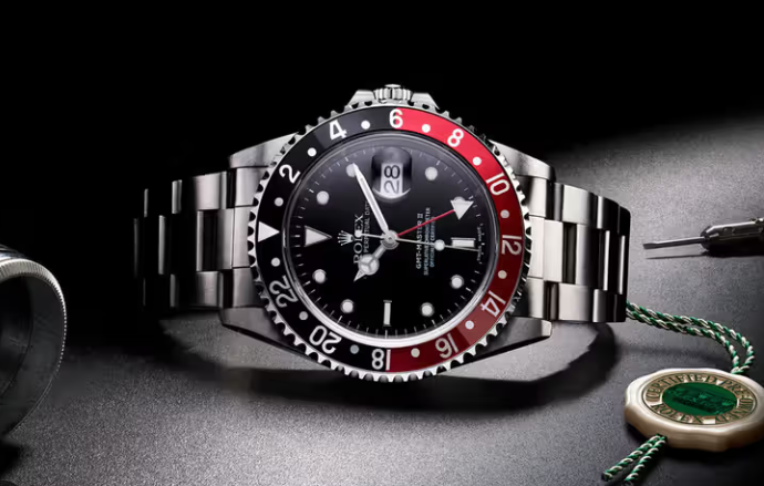 롤렉스 (Rolex): 견고함의 상징, 대중적인 명품의 아이콘