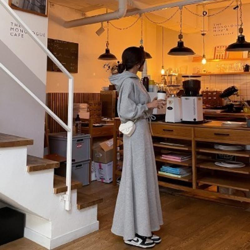 디프니 소찔기모후드스커트SET