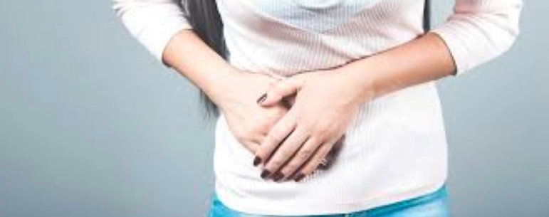 여자 오른쪽 아랫배 통증 의심되는 병 