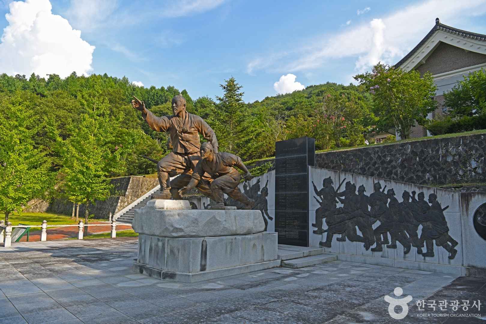 소충사