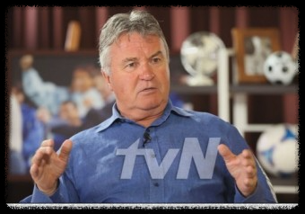 '뭉쳐야 찬다' 시즌3 출연진, ASC 뉴랜드와 대결..