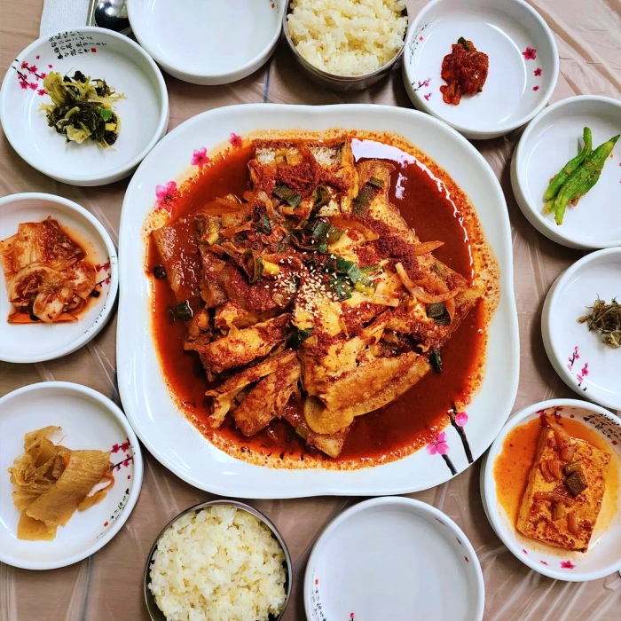 6시내고향 속초 대포항 모둠 생선조림 아침식사 추천 가자미 도루묵 코다리 조림 해장 물곰탕 생대구탕 맛집 오늘 방송 추천