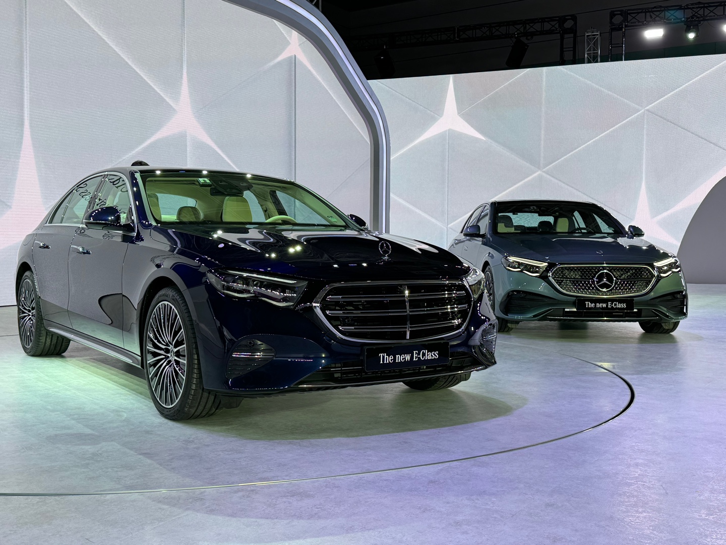 메르세데스-벤츠 더 뉴 E클래스(W214)