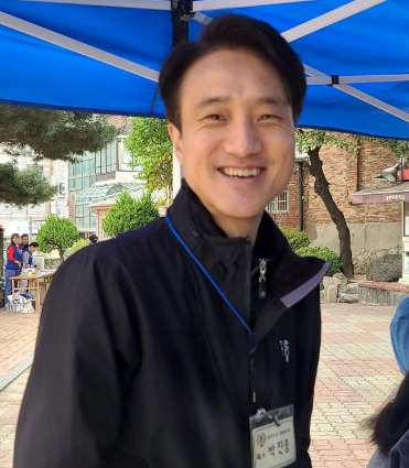 박진웅 프로필 나이 고향 학력 경력 페이스북