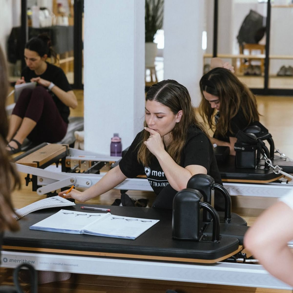 국제 vs 국내 필라테스 자격증 비교 사진 첨부