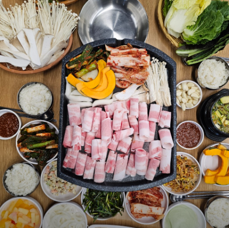 생생정보 대패삼겹살 무한리필 문어국밥 위치