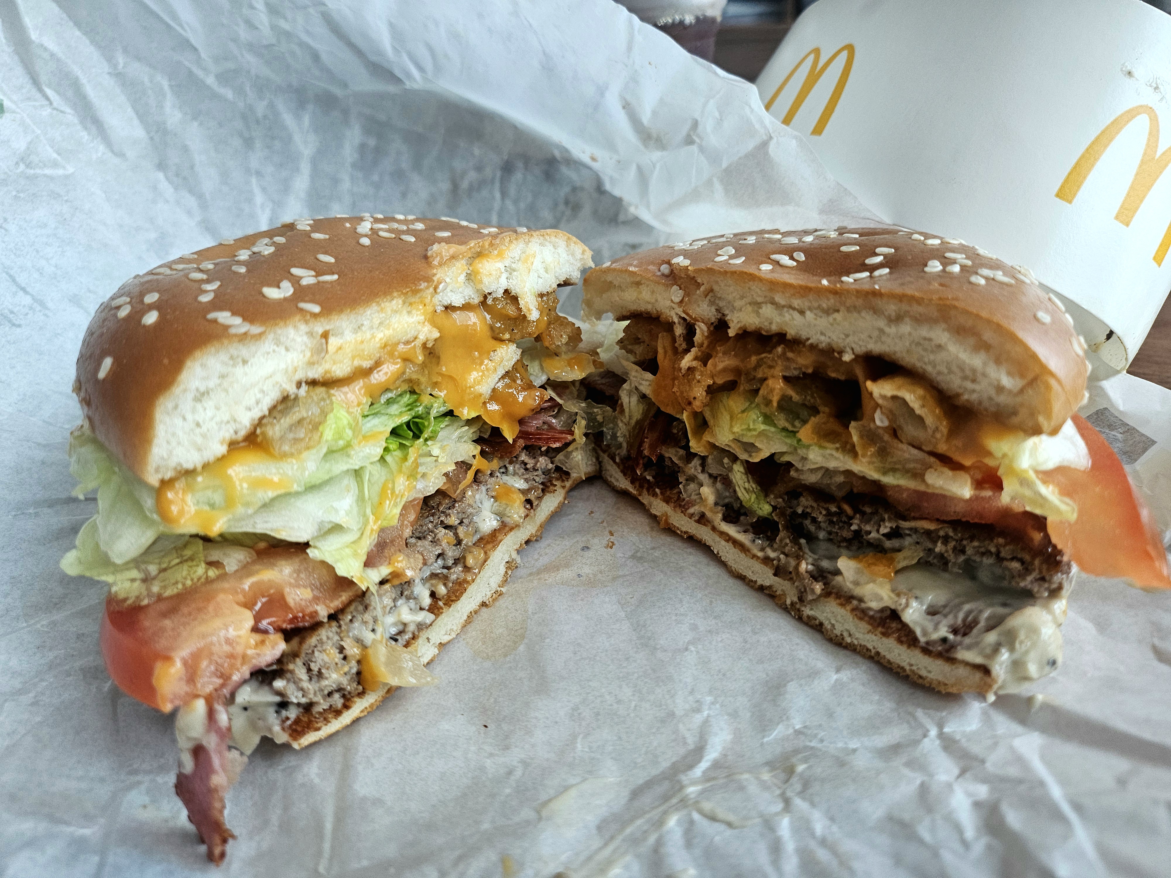 맥도날드_1955크리미파마산버거단면