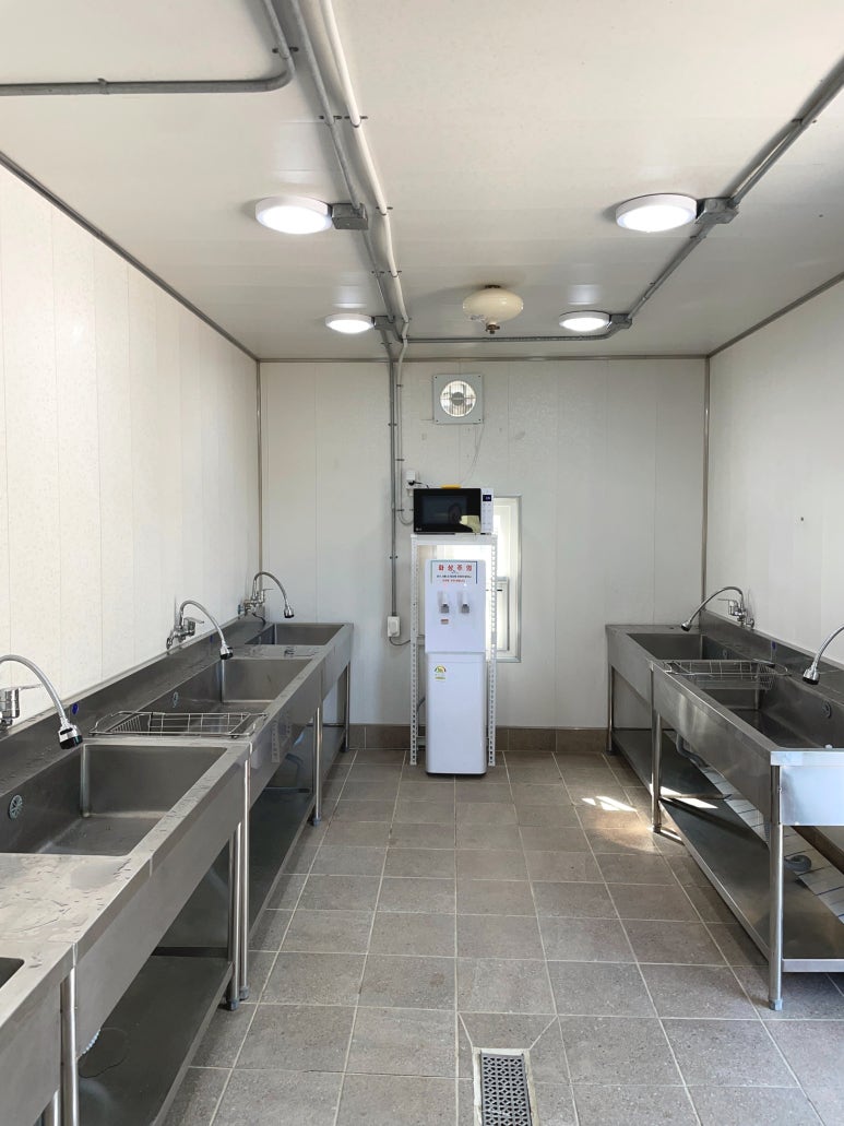 개수대 내부 모습입니다