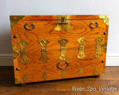 예전 집 장롱 중심 수납 방식과 침구 보관 모습