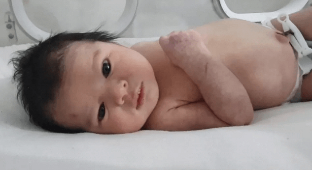 튀르키예 대지진에서 살아남은 기적의 아이 입양 쇄도