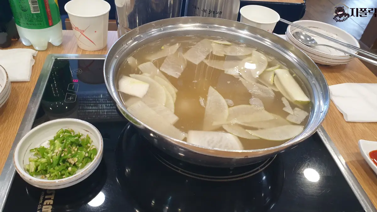 진천-청주왕족발-조개탕