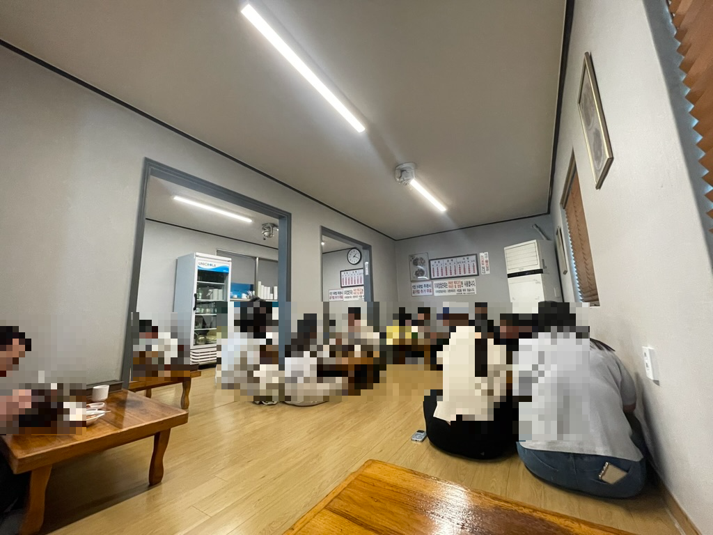 이화찹쌀순대 좌석