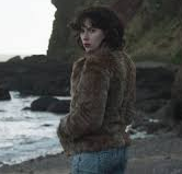 언더 더 스킨 관련 사진