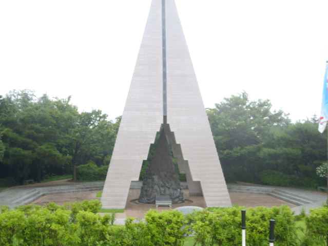 동래읍성지에 건립한 3·1운동 기념탑(출처: 부산광역시 홈페이지)