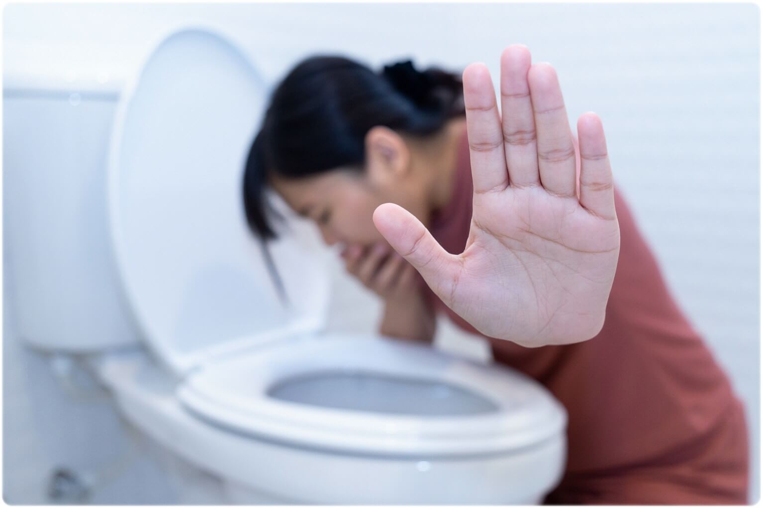 위암 증상 원인 진단 치료 생존율 완치율 예방 방법