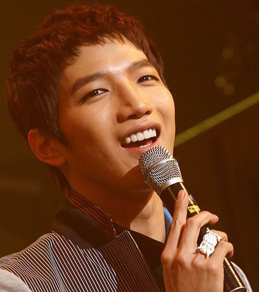 준케이 턱성형 턱마비