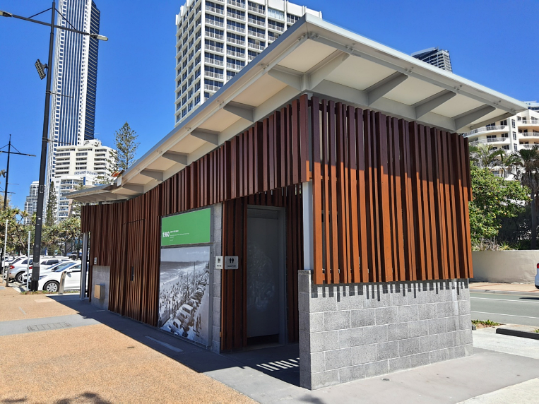 중간중간 위치한 화장실