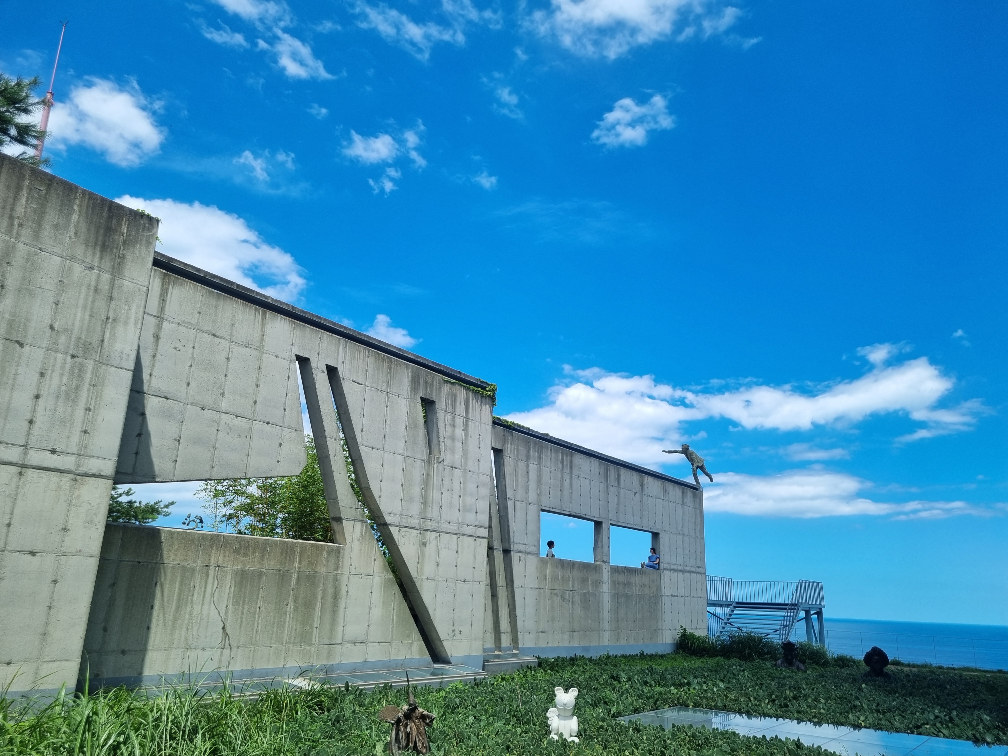 하슬라아트월드