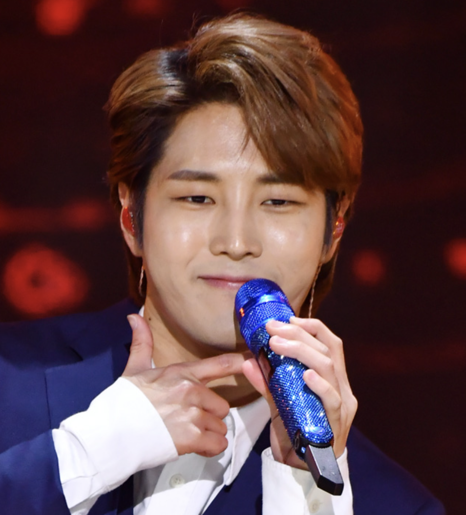 김중연 무대