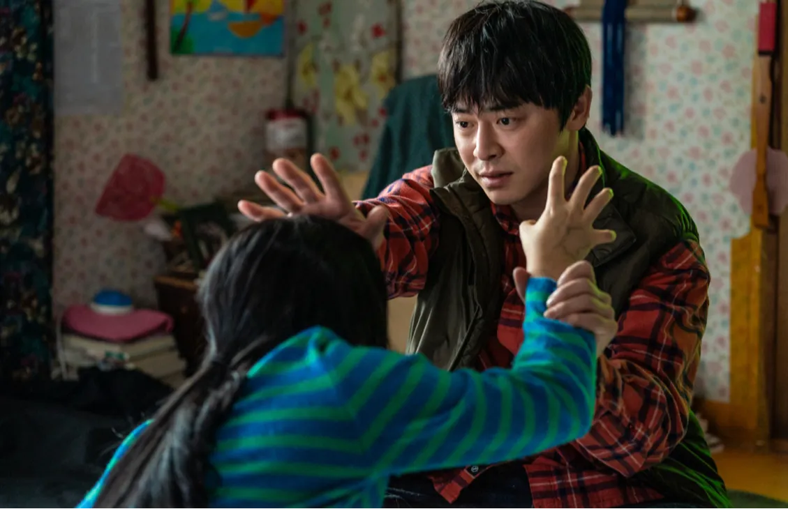 좀비딸 신기록&amp;#44; 조정석 좀비딸 1위&amp;#44; 조정석 영화&amp;#44; 여름 흥행 불패&amp;#44; 한국 코미디 영화&amp;#44; 박스오피스 1위&amp;#44; 좀비딸 후기&amp;#44; 좀비딸 평점&amp;#44; 조정석 코미디&amp;#44; 2025 영화 흥행&amp;#44; 천만 영화 후보&amp;#44; 좀비딸 박스오피스&amp;#44; 좀비딸 개봉 첫날&amp;#44; 한국 영화 최고 오프닝&amp;#44; 여름 영화 추천