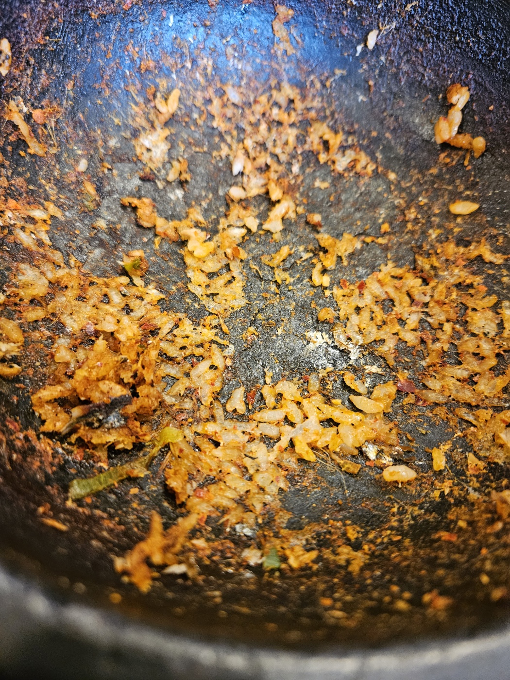 말아서 비벼 먹은 후 누룽지까지