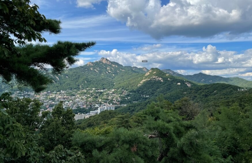 평창동이 내려다보이는 풍경