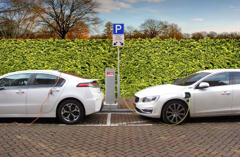 전기차 살까 고민 중? 청년층 첫 차 보조금 혜택으로 최대 836만 원 절약!