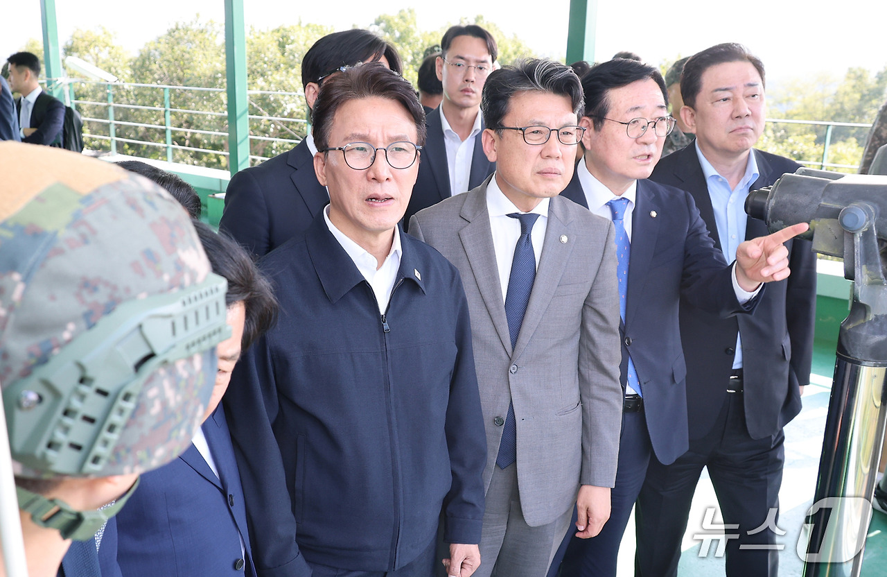 진성준 국방위원장 미국 비자 거부 관련 보도 인물 자료 이미지 9A