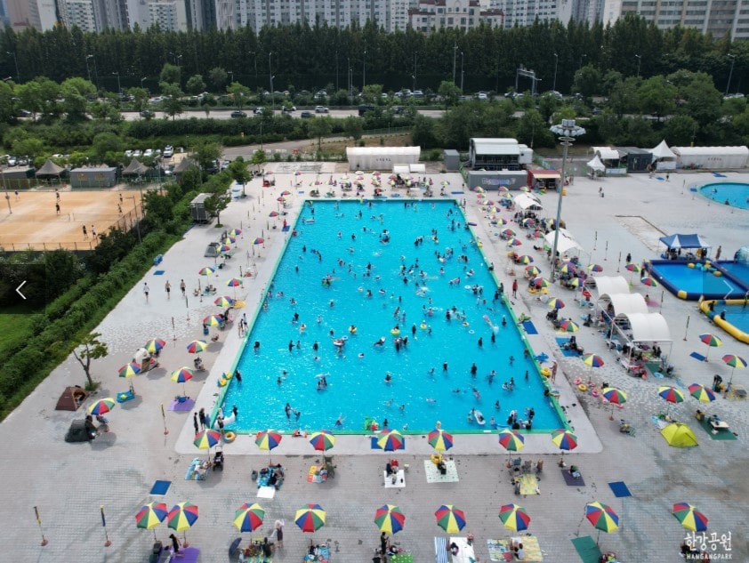 한강수영장 개장