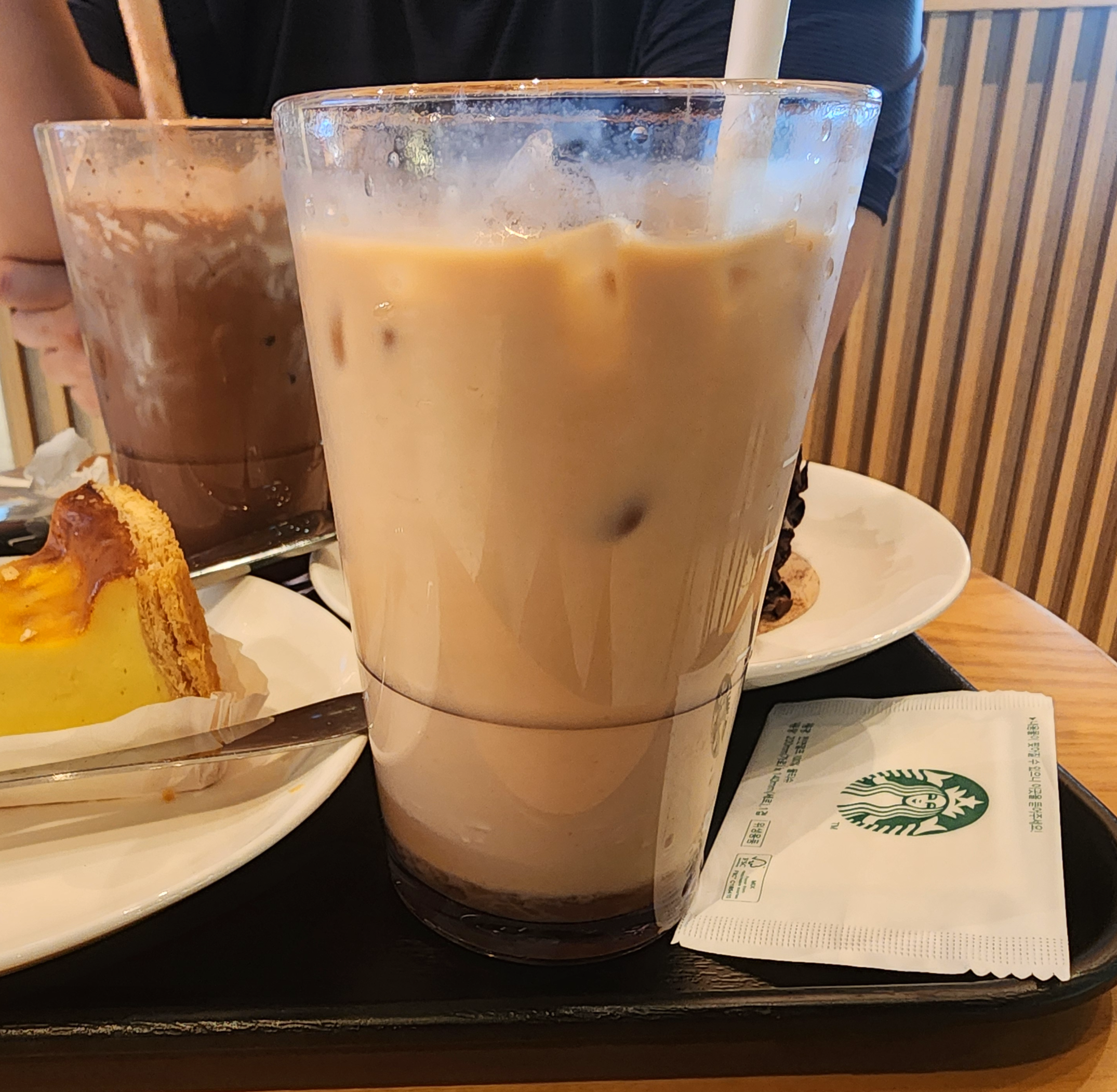 스타벅스_마롱헤이즐넛라떼