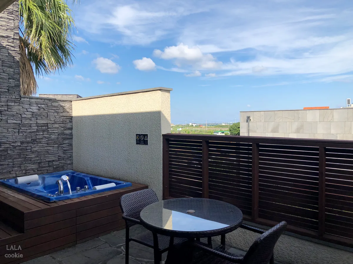 제주도-동쪽-가성비-숙소-아르츠-스파-앤-풀빌라-테라스-스파