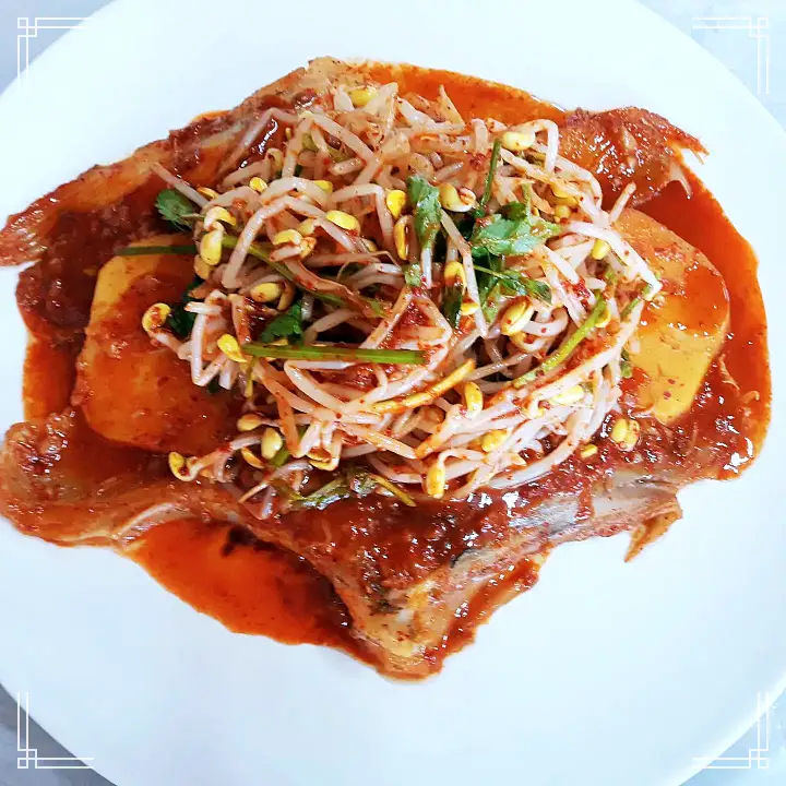 식객 허영만 백반기행 모듬생선찜 문희경 편 장치 가오리 생선찜 대구뽈찜 울진 맛집 소개