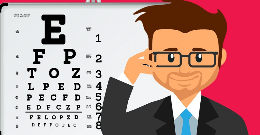 시력 검사 판 앞에 서 있는 남성