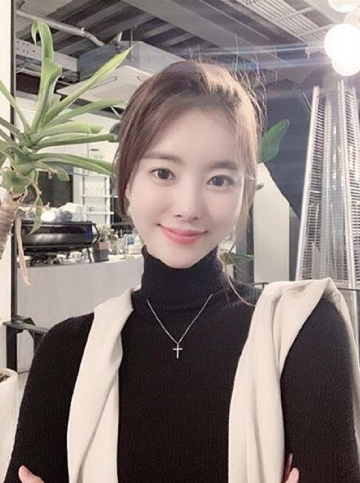 한지완 미모