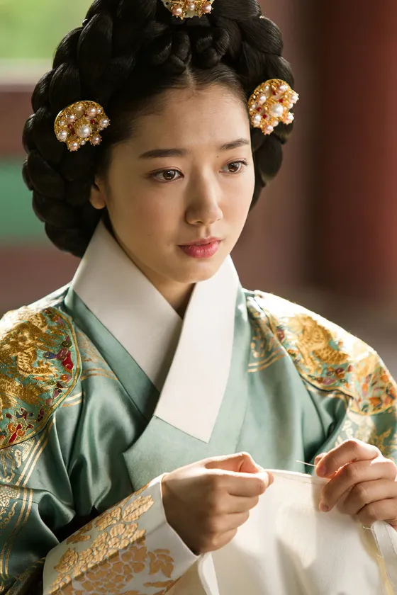 정성왕후 역(박신혜)