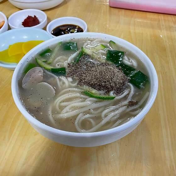 생활의 달인 985회 노포 덕후 달인 대전 편 대전 중구 선화동 두부두루치기 맛집 우리칼국수