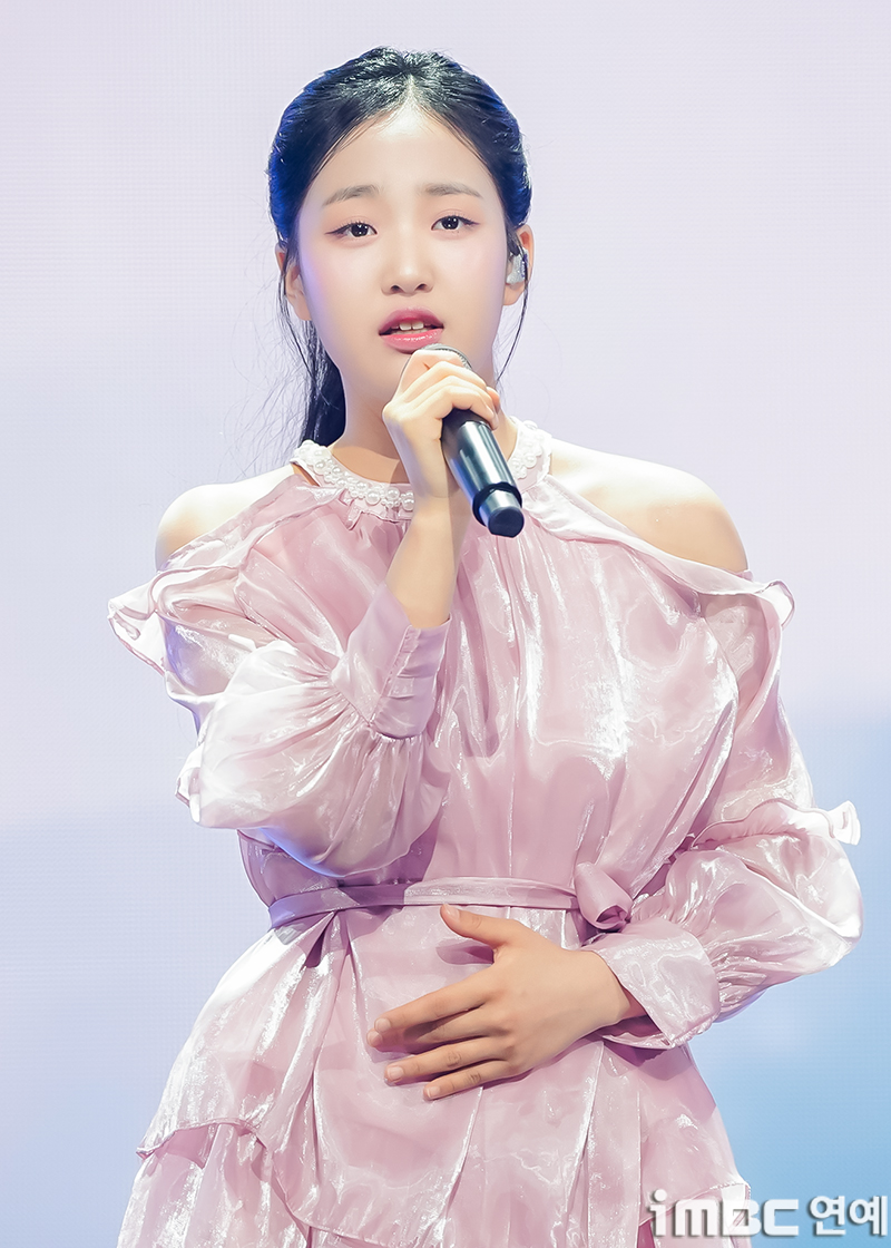 김태연 전북 부안 고향 프로필 관련 가수 모습