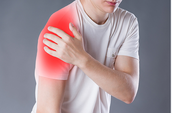 어깨 통증 원인